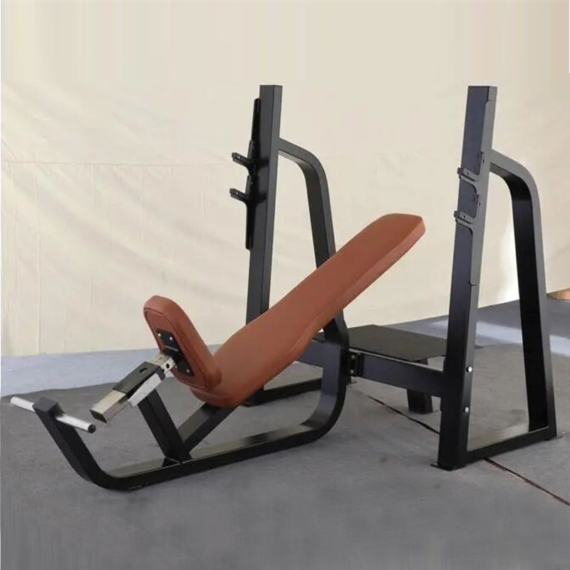 Olympic Incline Bench Press (6)