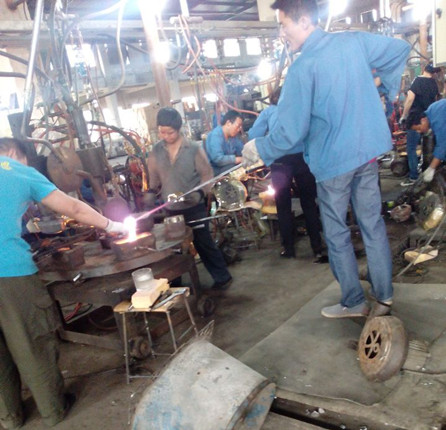 Glassware Production-Molding