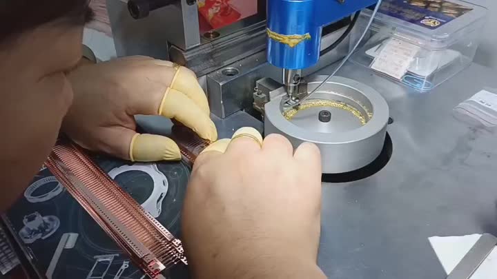 Mira el tubo de mano para automático