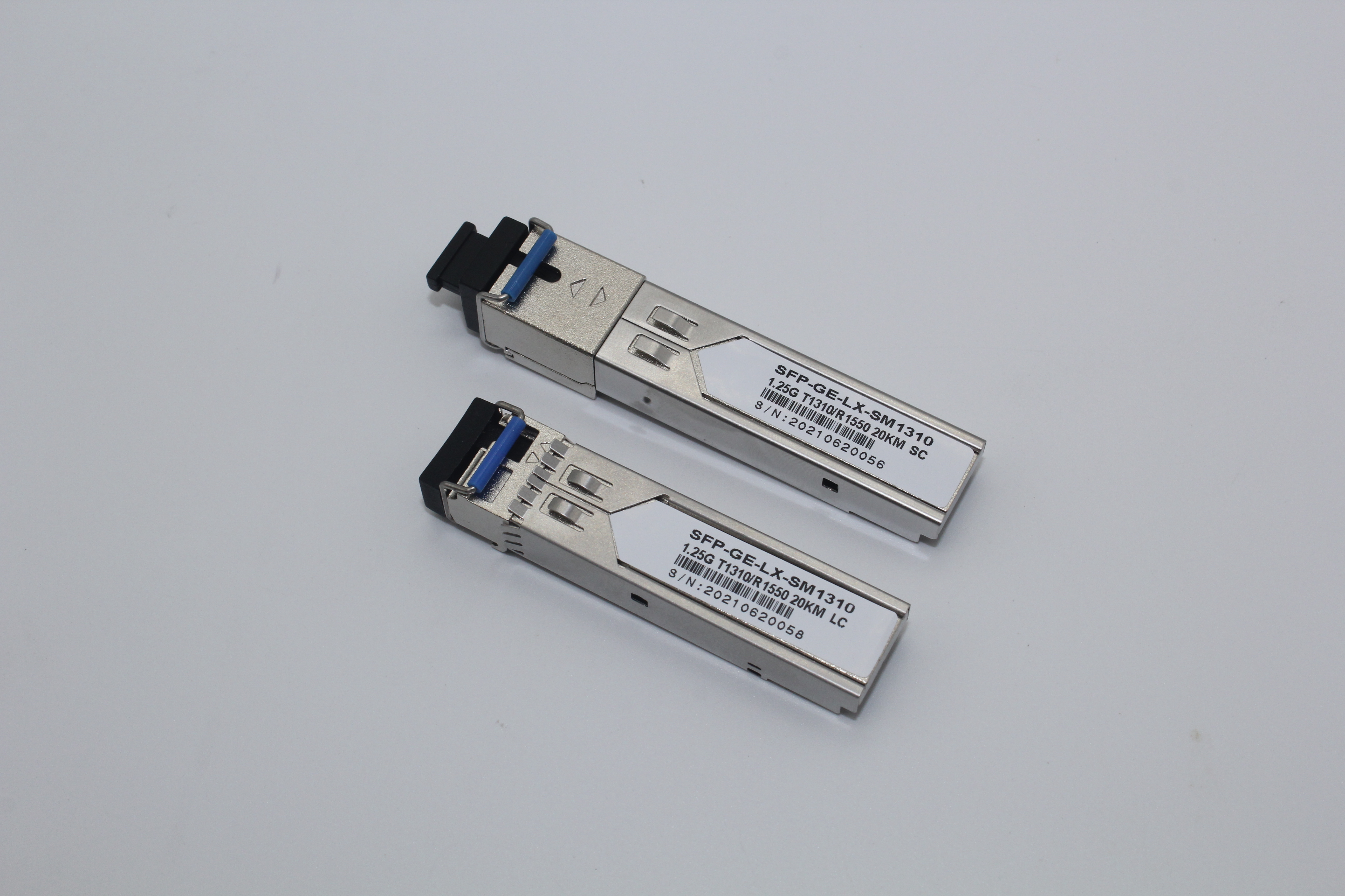 GE-SC/LC+SFP+20KM+Single Fiber+1310nm - Closer