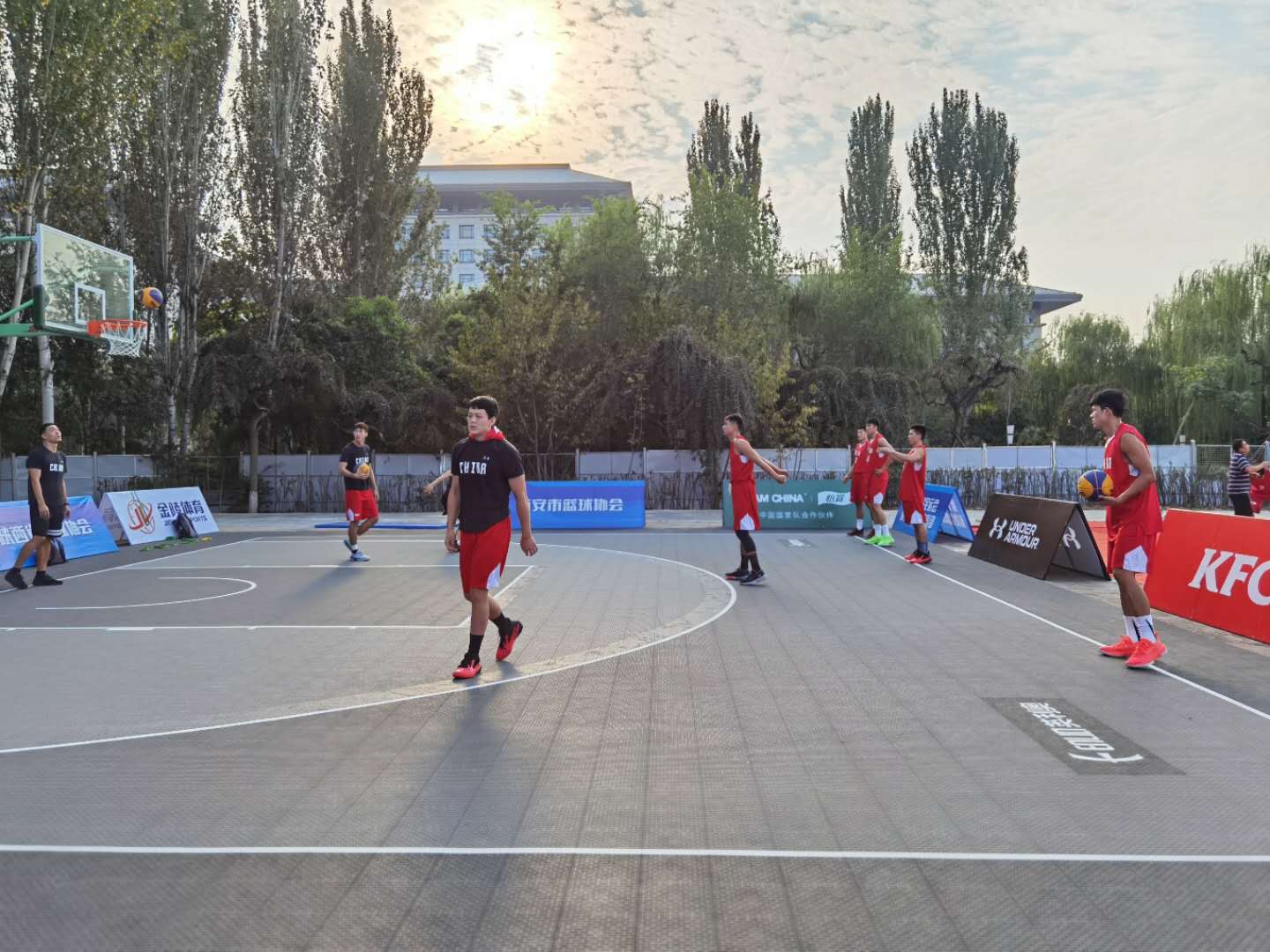 Enlio outdoor basketball court