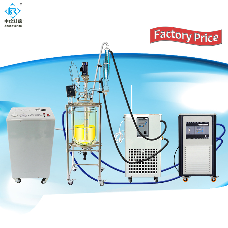 Laboratory glass reactors with heating cooling machine