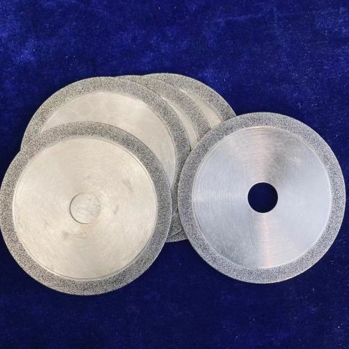 Which kind of grinding wheels are used for high speed steel material?