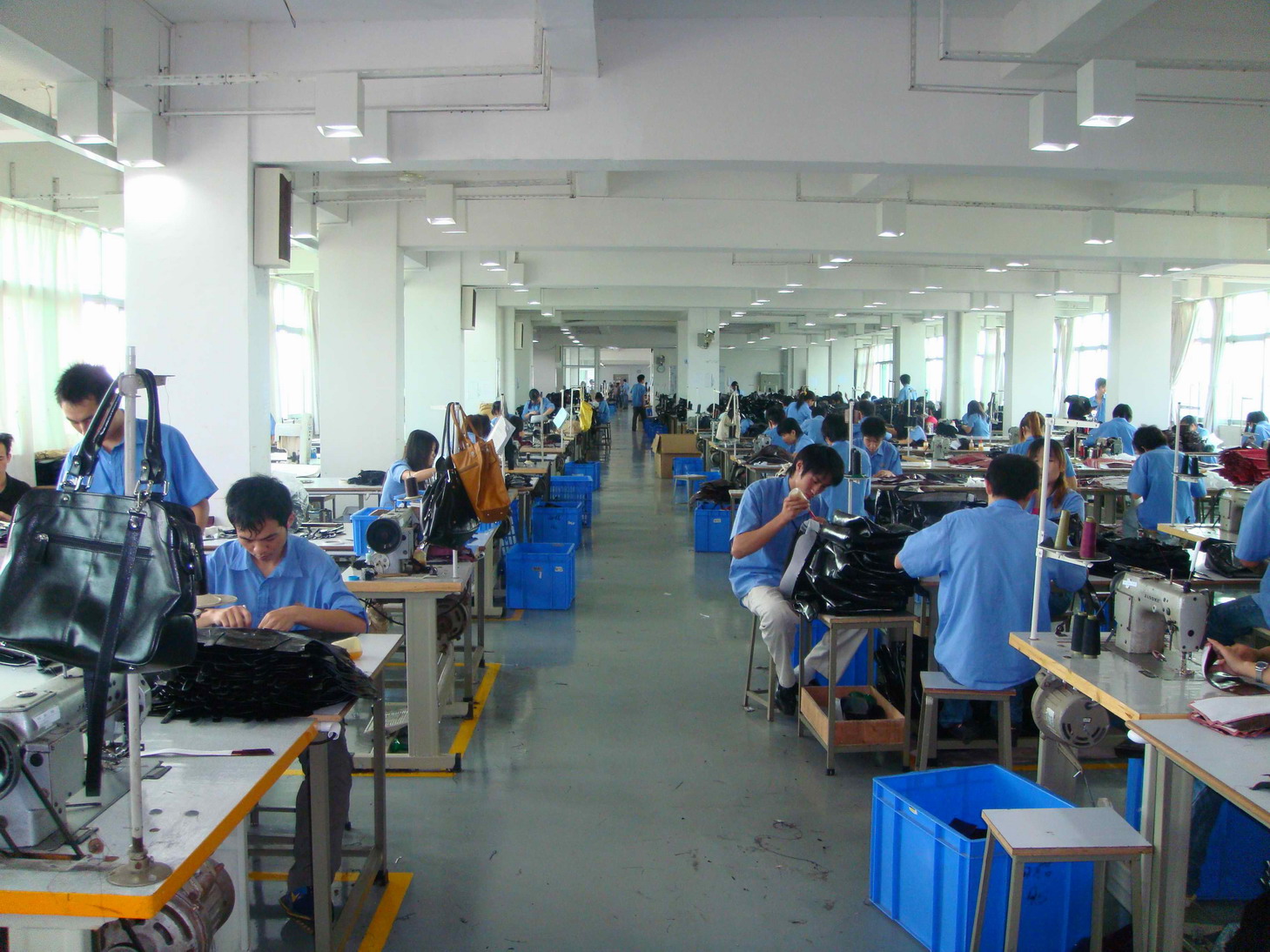 KAIPING XIN SUI YING LEATHER WARE CO.,LTD