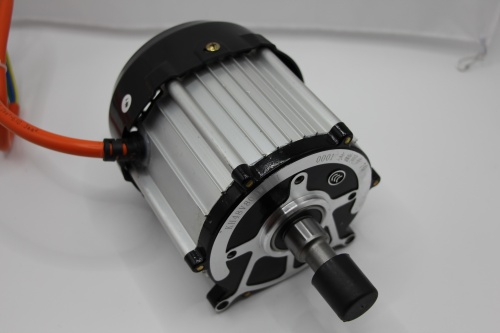 ¿Es un kit de motor BLDC de 72 V y 3000 W adecuado para su triciclo de carga de servicio pesado?