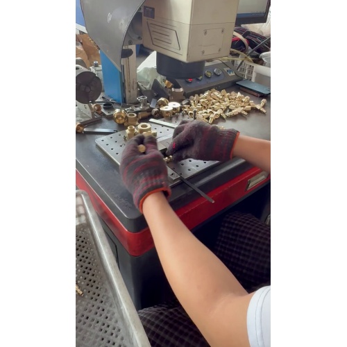 Accesorios de tubería de latón de precisión a prueba de fugas para tuberías de tratamiento de agua y procesamiento de alimentos