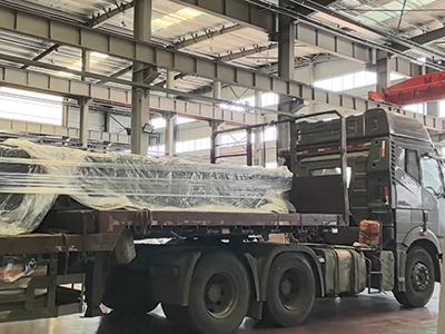 Дакладныя машыны для апрацоўкі Glab збіраюцца адплыць