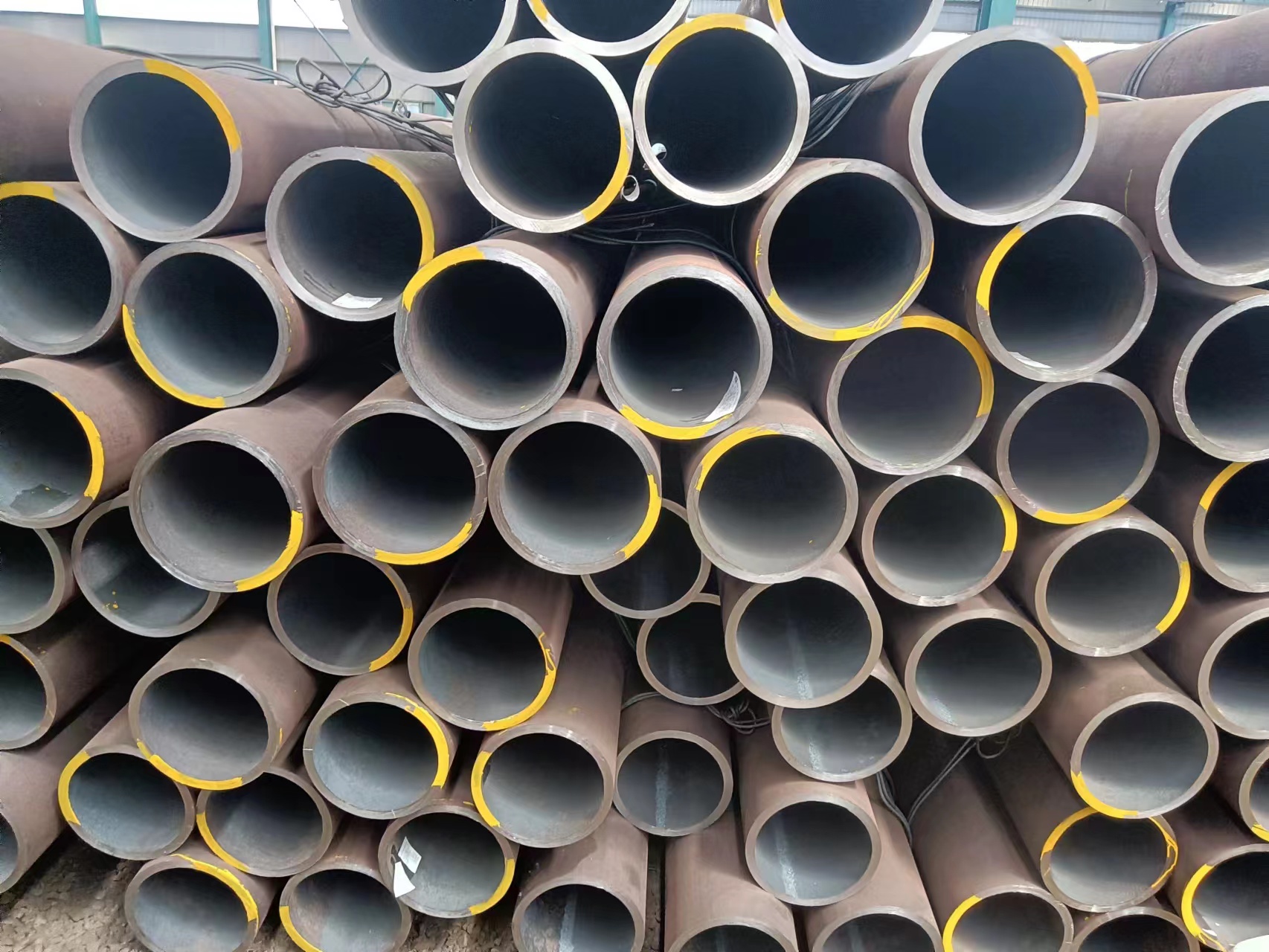 Large diameter carbon steel seamless steel pipe