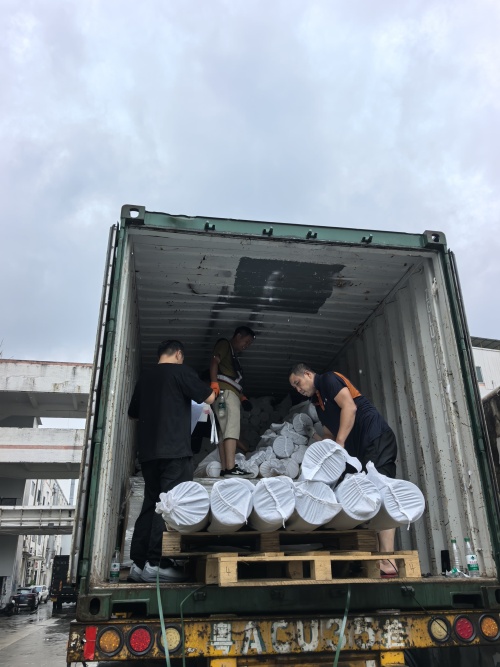 ການຂົນສົ່ງຈໍານວນຫລາຍຂອງ PA6 Sheet Rod, HDPE Sheet Rod & POM Rod ສົ່ງອອກໄປຕາເວັນອອກກາງ