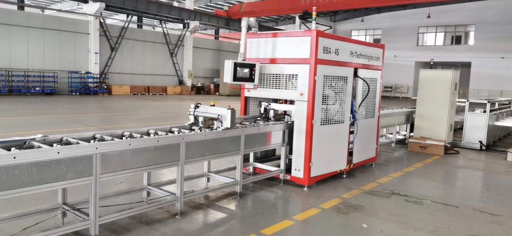 第二代母线槽自动铆接设备