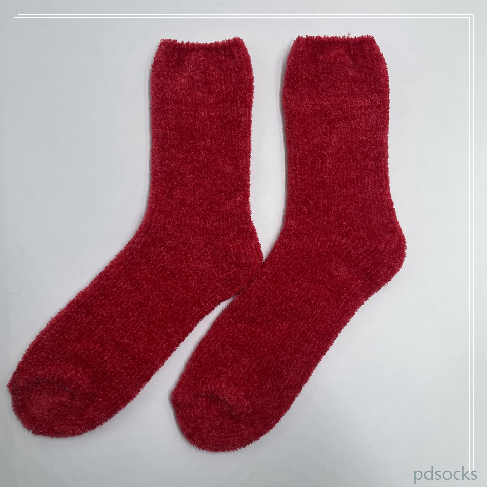 calcetines de chenille rojos