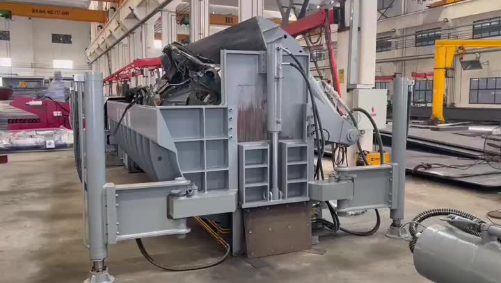 Мобильный автомобиль Baler