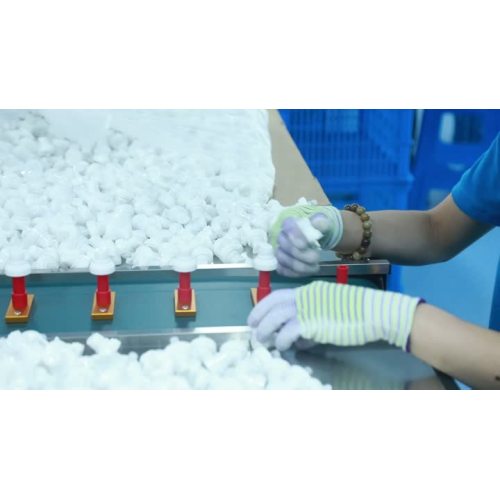 Airless bottle production line display