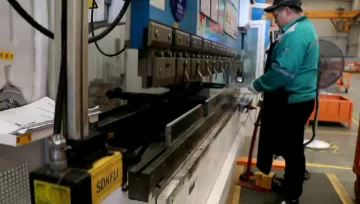 laser guard for bending machine normal work mode