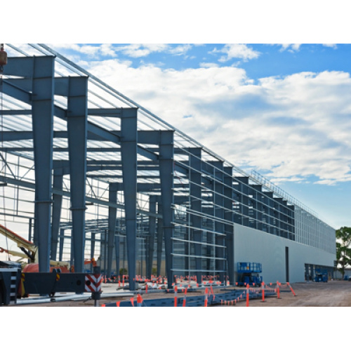 صنعت سازه‌های فولادی در سال 2026 شتاب رشد قوی را نشان می‌دهد که ناشی از حمایت سیاست‌ها و نوآوری‌های فناوری است.