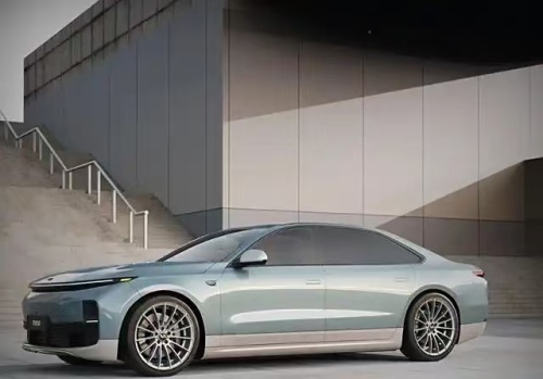 Идеальный L5: от 240 000 юаней, сочетающий в себе роскошь и практичность.