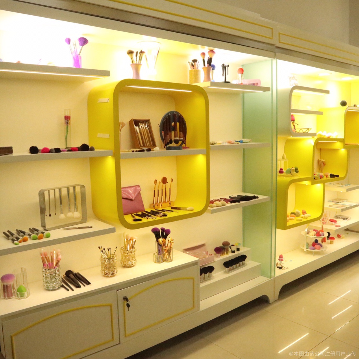 MINGXIN COSMETICS PRODUCTS CO.,LIMITED