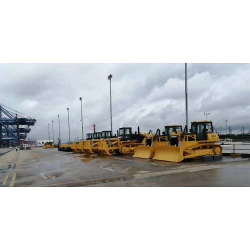 A BATCH OF SHANTUI BULLDOZERS ARE DELIVERED TO MALAYSIA