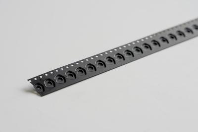 Eccellenza nella produzione di precisione: la linea di produzione automatizzata YURENGO raggiunge una tolleranza di 0,03 mm per i nastri portatrucioli