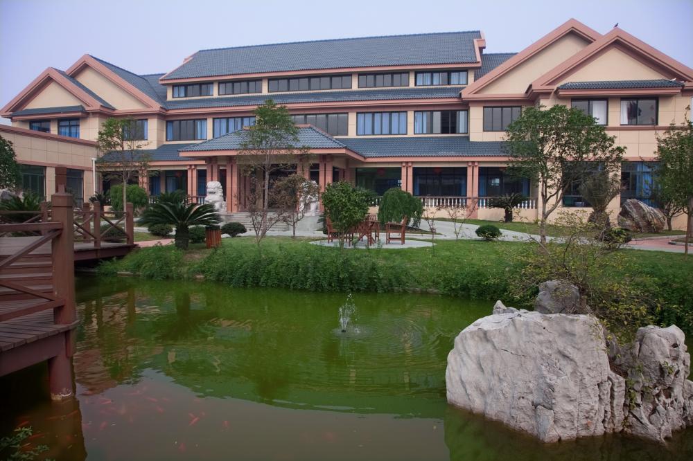 Zhejiang Longwen Precision Equipment Co., Ltd.