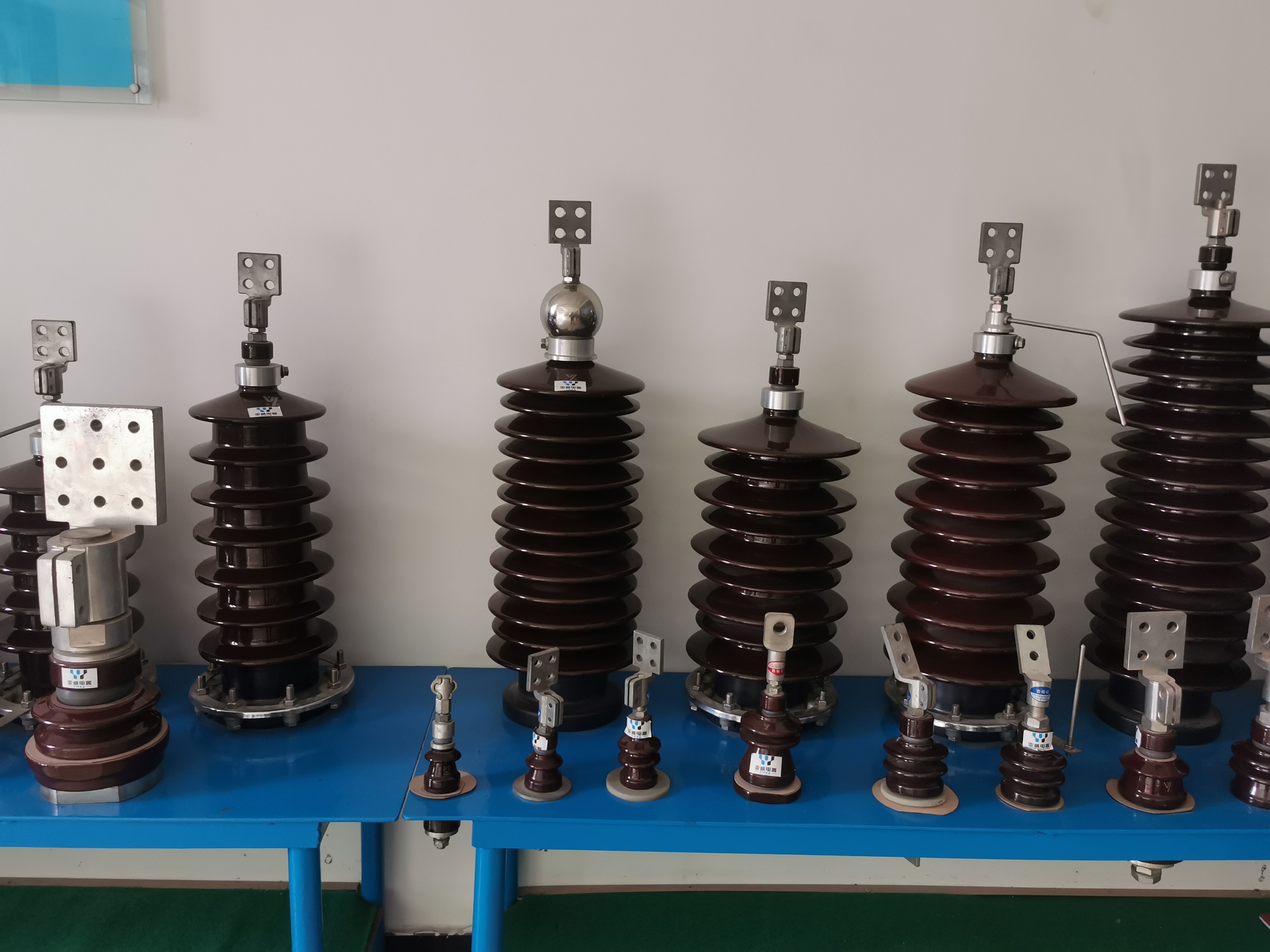 Bougchons de transformateur basse tension