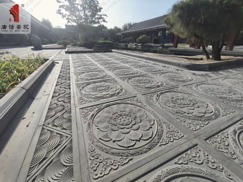 Patio mvura-inotungamira curb tiles: sarudzo inoshanda uye yekuyevedza yePatio