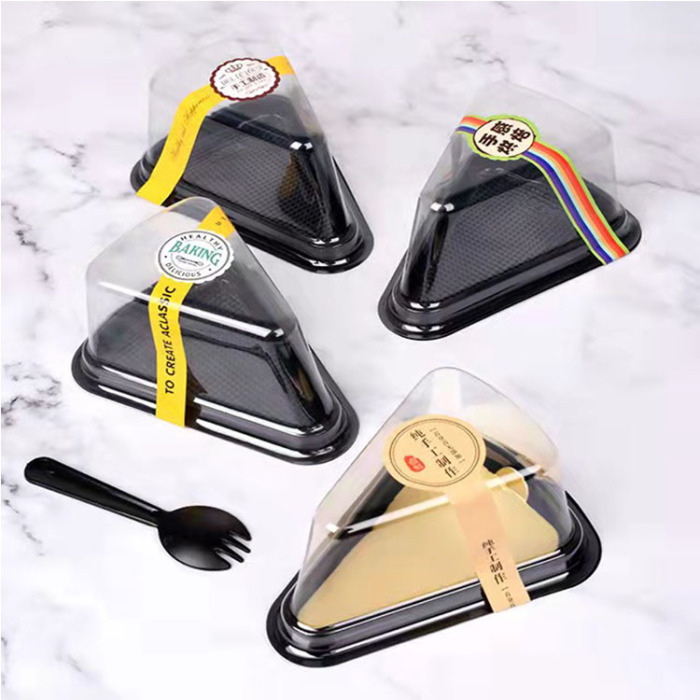 Will a Cake Stay Fresh in a Cake Box?