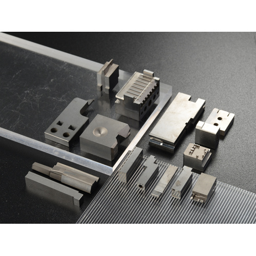 How to improve the machining accuracy of stamping die?