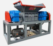 two shafts shredder is working 