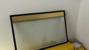 Blinds controlled by electric