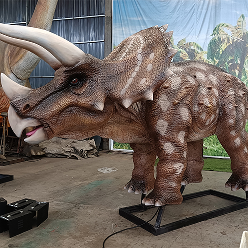 animatronic triceratops jurassic park
