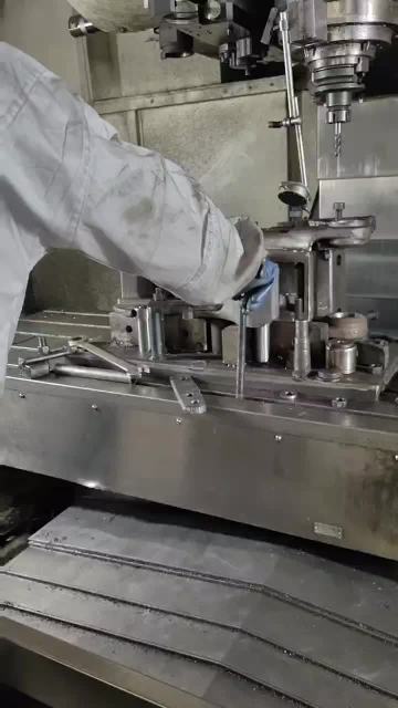 Auto parts processing 4