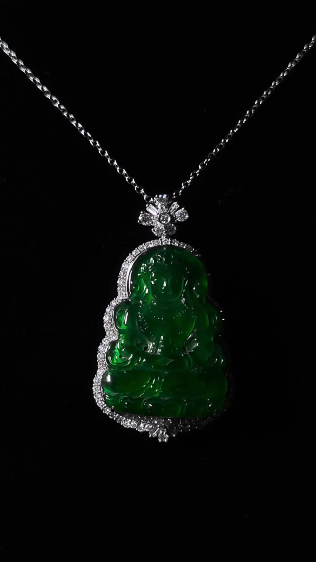 100% natural top level "Imperial Green" glassy Jadeite Jade Goddess of Mercy Pendant 18k Gold Jewelry1