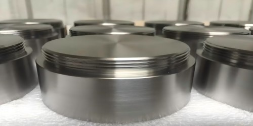 Аналіз патрабаванняў да прадукцыйнасці аналізаў тытанавых мэтавых матэрыялаў у розных галінах прамысловасці