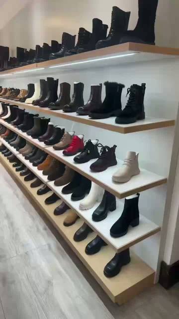 Huatuo Footwear Showroom – Premium Leather Shoe Collection