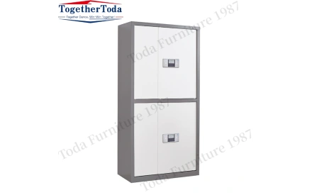 Self adhesive fiberglass tape roll application