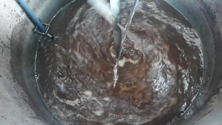 PAC con video de mezcla de agua del grifo 1