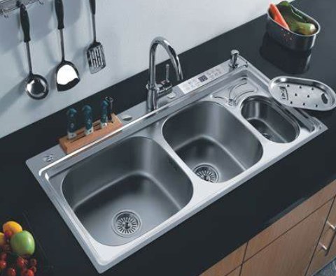 What is electroplating faucet and shower？