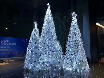 Large Christmas tree lamp