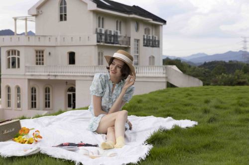 Zhuji Yunmao Clothing Co., Ltd. : Connecter les consommateurs du monde entier grâce à des chaussettes de qualité