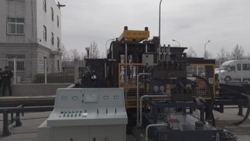 QT5 masonry block machine production