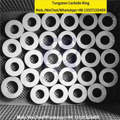 Anello in carburo di tungsteno