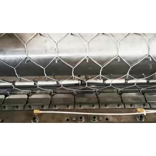 hexagonal netting machine