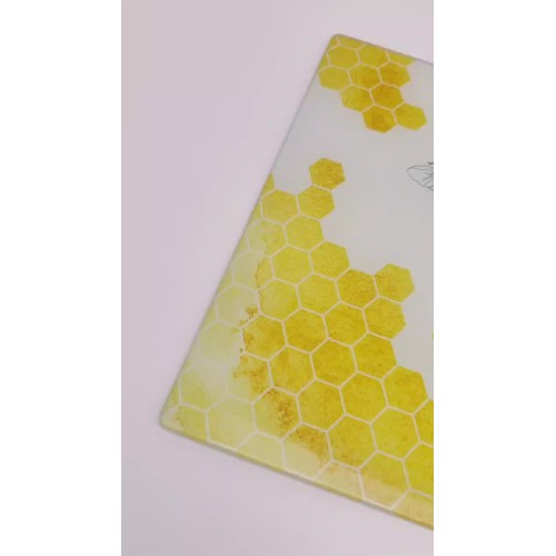 Bee og Honey Glass Cutting Board