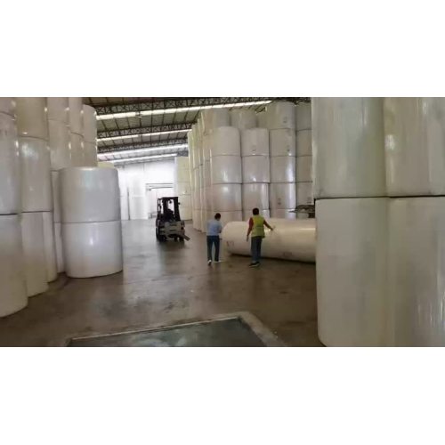 Величезний рулонний папір