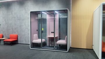 Soundproof Office Booths for Quick Meetings