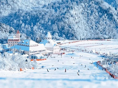 L’industrie mondiale des stations de ski adopte une transformation intelligente, durable et tout au long de l’année en 2026