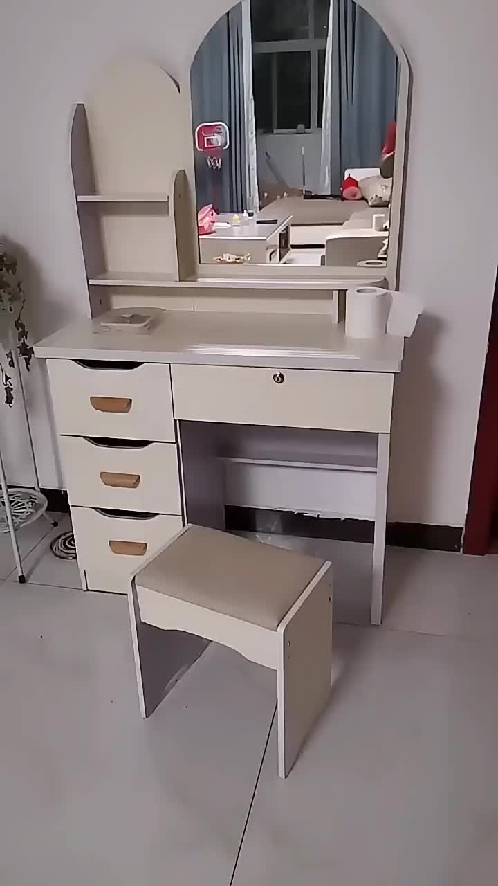 Modern dresser