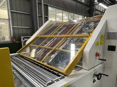 Máquina de laminação de flauta de flauta automática automática/máquina de laminador de flauta lito