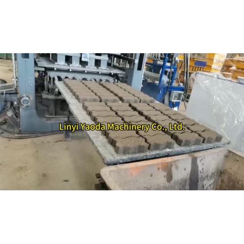 Машина для производства кирпича QT12-15, Машина для производства полых блоков